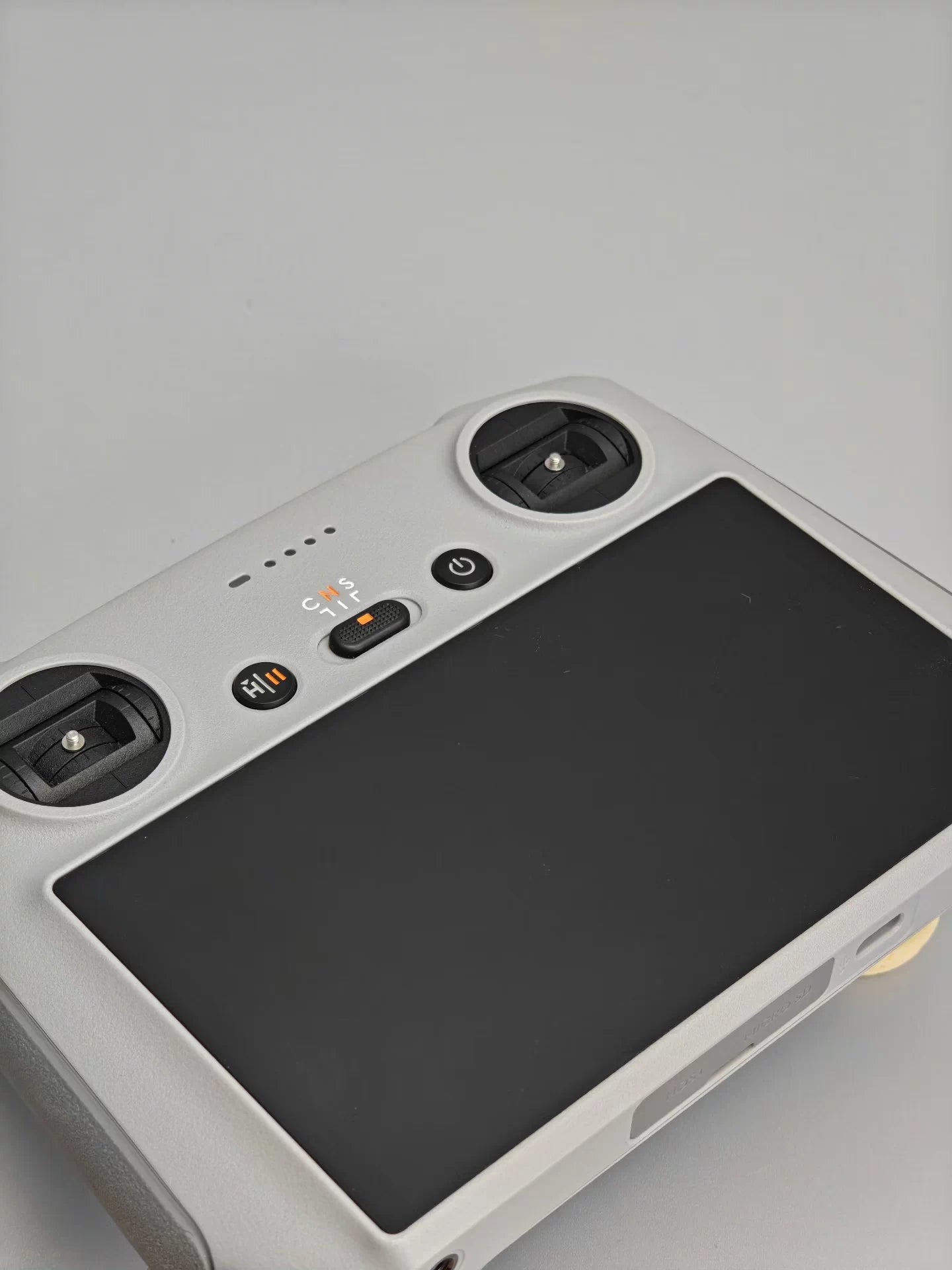 DJI RC Smart Screen Remote (White) | Mint Condition, Unrepaired, Fits Mavic3/Mini3/Air2S Series