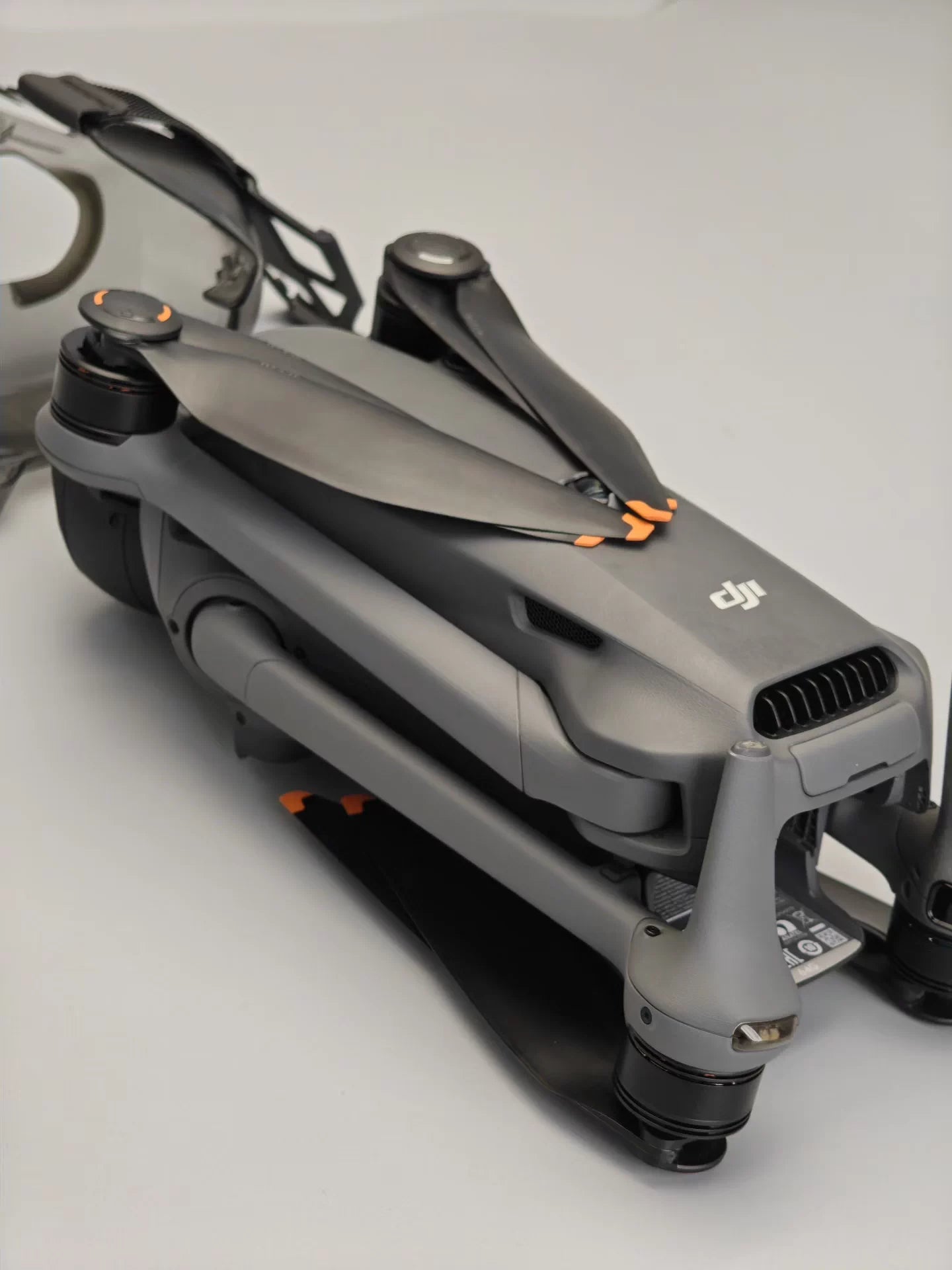DJI Mavic 4 Pro Drone Fuselage only | Mint Condition, Activated at May 2025, Fully Functional, Account Unbindable (No Battery/Remote)