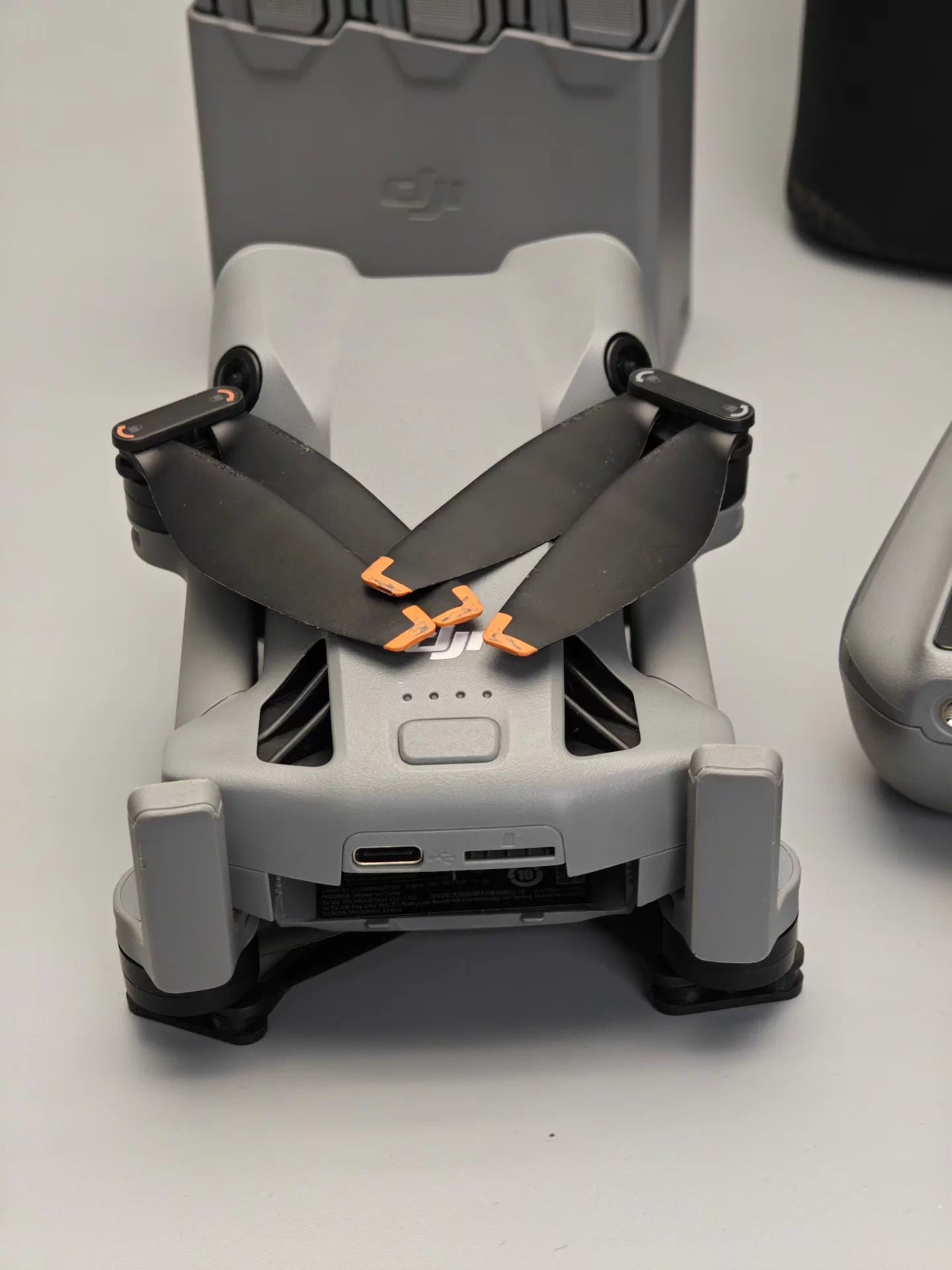 DJI Mini 5 Pro Standard Flight Battery Fly More Combo with RC2 Screen Remote | Excellent Condition, <20 Cycles